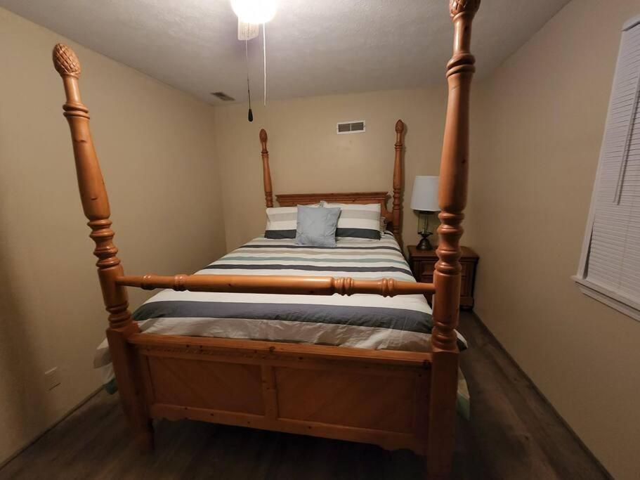 Spacious Family Farmhouse Pikeville エクステリア 写真